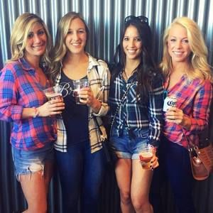 Meet your Posher, Caroline